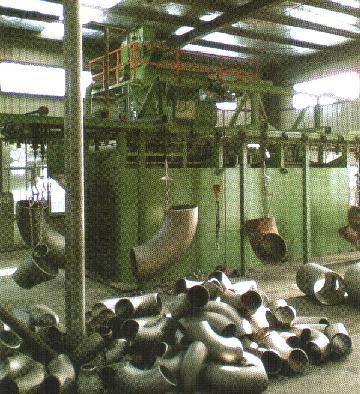 重慶噴砂機(jī) 重慶拋丸機(jī) 重慶噴砂加工 九龍坡區(qū)創(chuàng)業(yè)機(jī)械廠 拋丸機(jī)