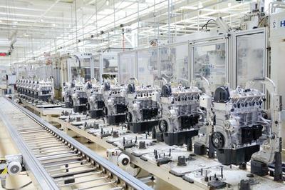 發(fā)動機制造業(yè)圖片-汽車制造廠發(fā)動機生產線素材-高清圖片-攝影照片-尋圖 .